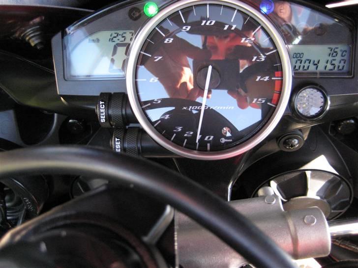 Yamaha yzf R1 (XENON) (SOLGT) billede 2