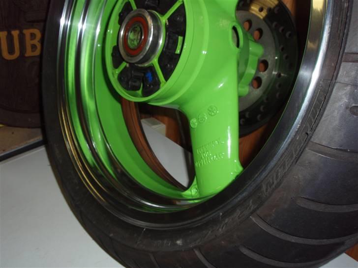 Kawasaki zx9r Ninja - Polerede fælgkanter er altid et hit billede 9