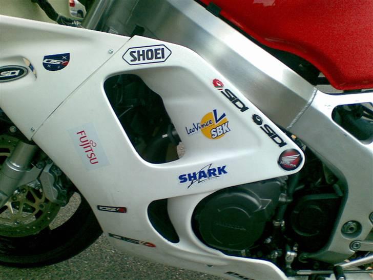 Honda CBR 900 RR SC 33 - Højre siden billede 19