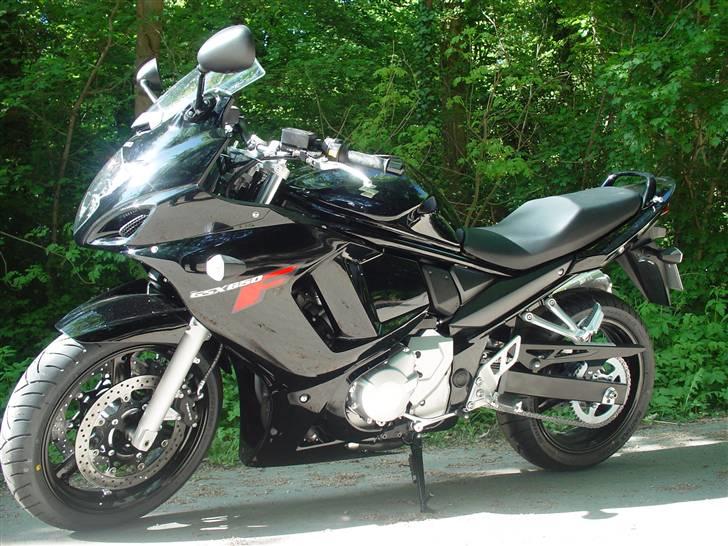 Suzuki GSX650F (Solgt) billede 6