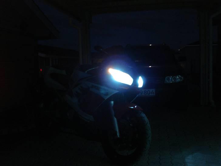 Yamaha YZF R6 - og endnu en mors dag gave. Bixenonforlygter billede 20