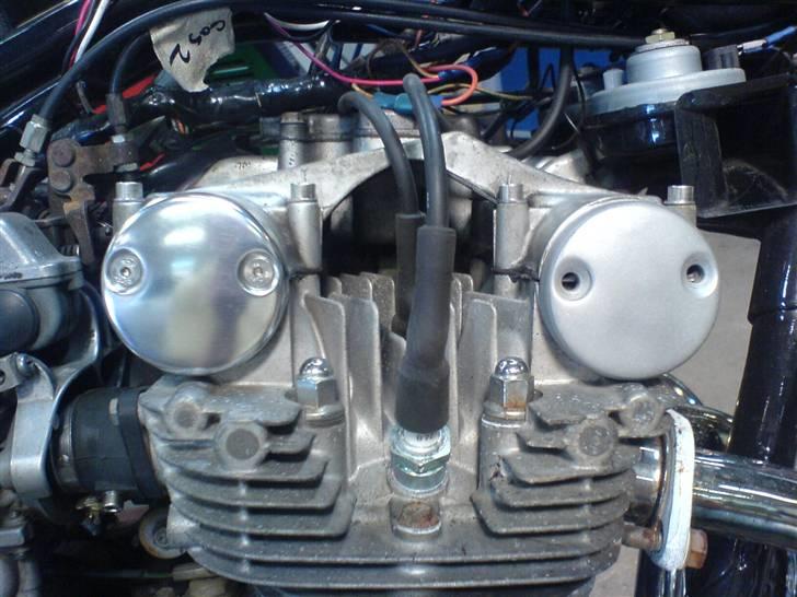 Suzuki GS 550 E - poleret og glasblæst... billede 12