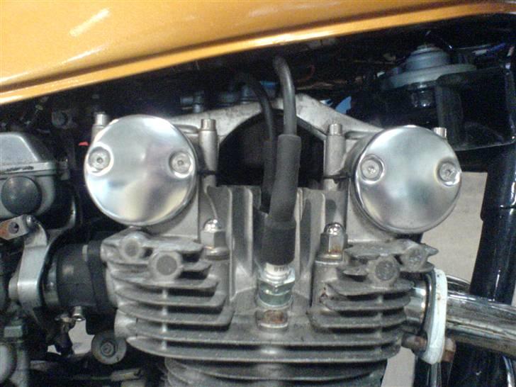 Suzuki GS 550 E - ja det pyntede :-) billede 13