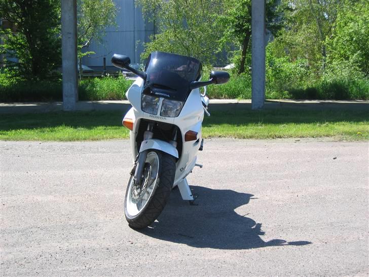 Honda VFR F billede 4