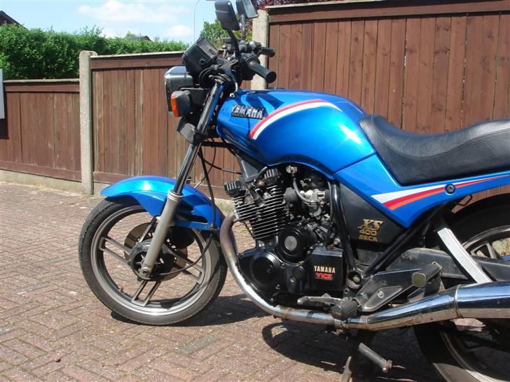 Yamaha xs 400 seca billede 4