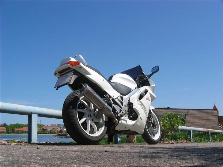 Honda VFR F billede 16