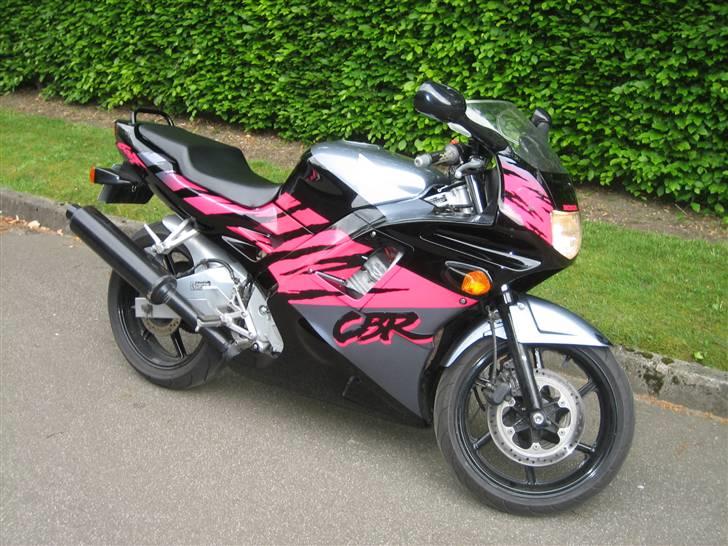 Honda CBR 600 F2 *** SOLGT *** billede 1