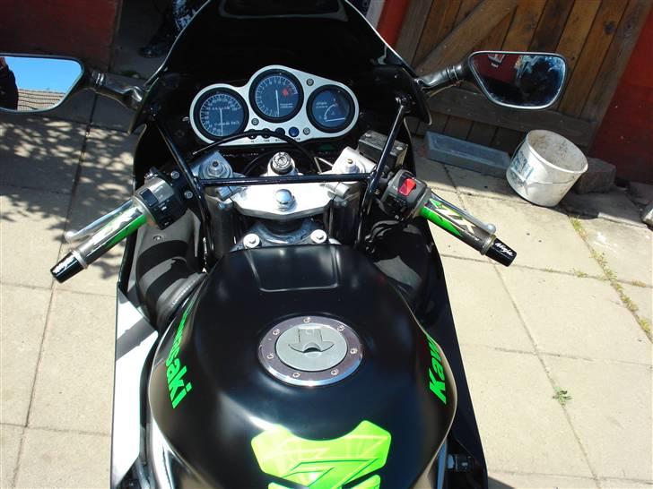 Kawasaki zx6r  billede 4
