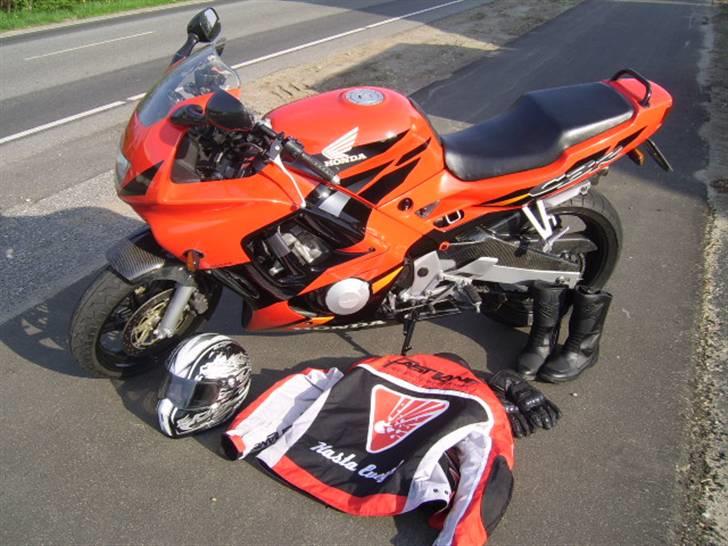 Honda CBR 600 F3 billede 1