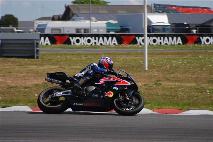 Honda CBR1000RR Fireblade(solgt billede 13