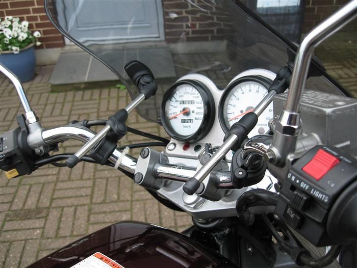Suzuki VX 800 (Solgt) billede 5