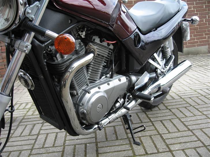 Suzuki VX 800 (Solgt) billede 12