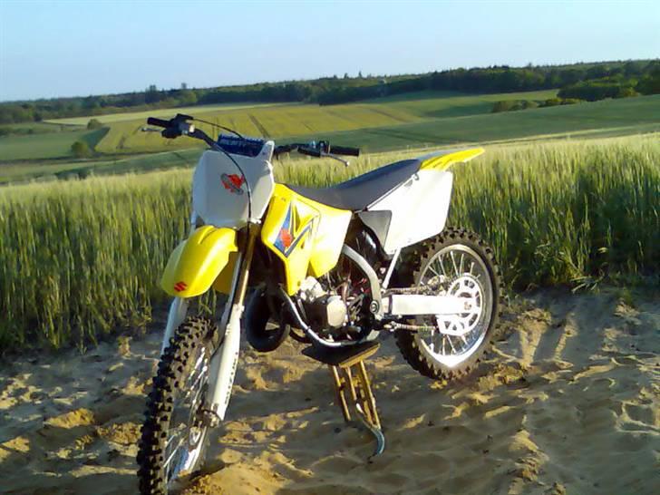 Suzuki RM125k8 *Stjålet* billede 1