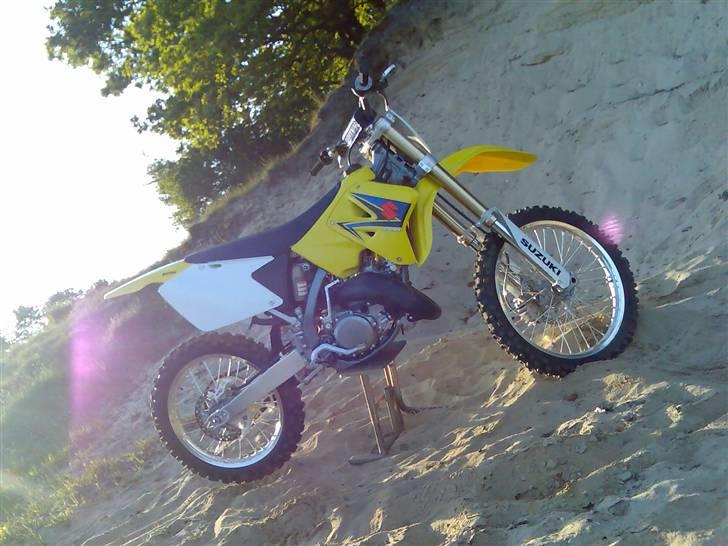 Suzuki RM125k8 *Stjålet* billede 4