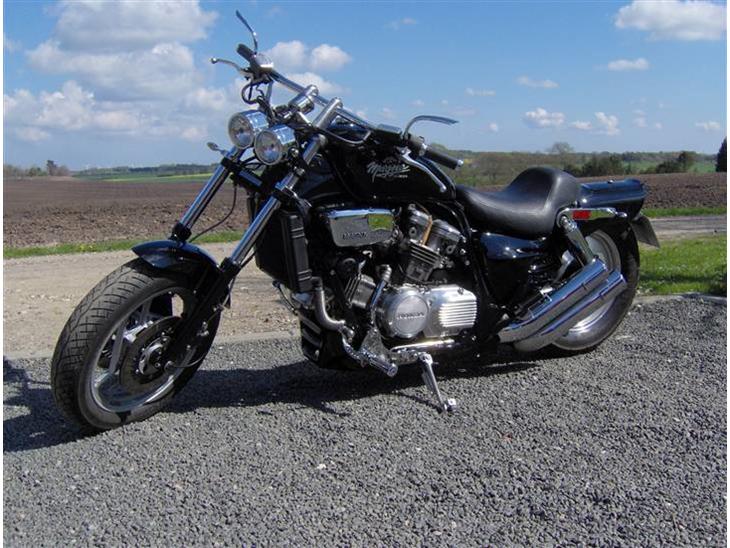 Honda SuperMagna billede 1