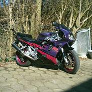 Suzuki GSXR 750W