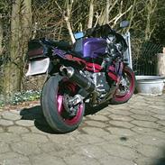 Suzuki GSXR 750W