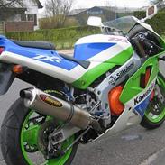 Kawasaki ZXR 750