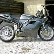 Ducati 748