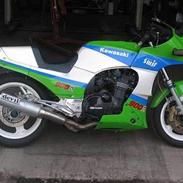 Kawasaki GPZ 900R