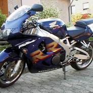 Honda CBR 900 FireBlade "SOLGT"