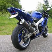 Yamaha YZF-R1