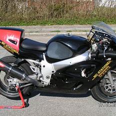 Suzuki GSX R 600