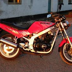 Suzuki Gs 500
