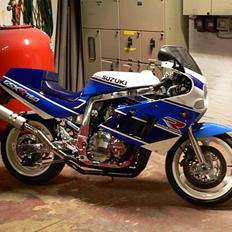 Suzuki GSX-R 750