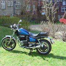 Honda cm 400 t (død)