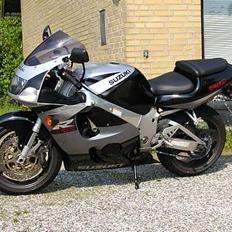 Suzuki SOLGT Gsx r 750