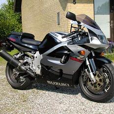 Suzuki SOLGT Gsx r 750