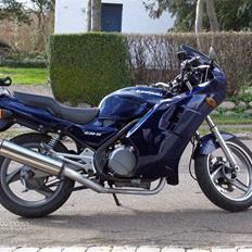 Kawasaki ER 5 **Totalskadet**