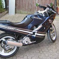 Suzuki GSX-R 250 (SOLGT)