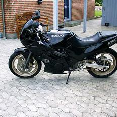 Suzuki GSX 250 R
