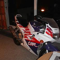 Honda CBR 600 F2
