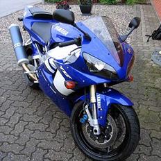 Yamaha YZF-R1