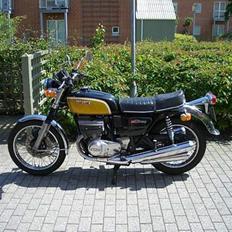 Suzuki GT 550 3-cylindret 2-takt