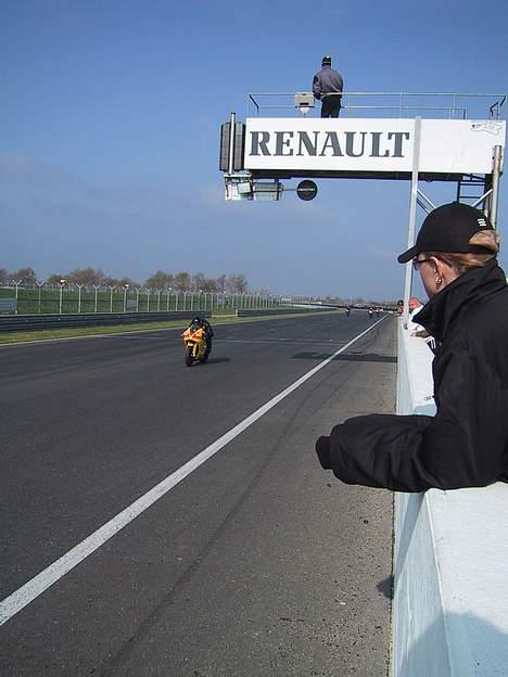 Yamaha R1 (SOLGT) billede 7