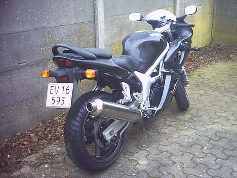 Suzuki SV 650S (solgt) billede 11