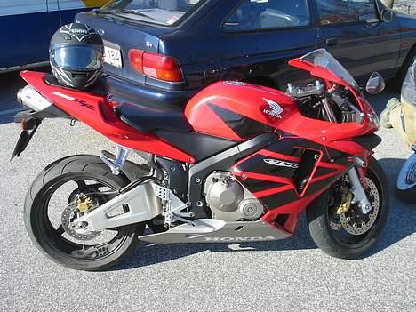 Honda CBR 600 RR KBH solgt billede 13