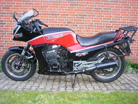 Kawasaki GPz 750 R Ninja billede 1