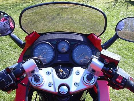 Suzuki GSX750F - Antal kørte km  56900 billede 3