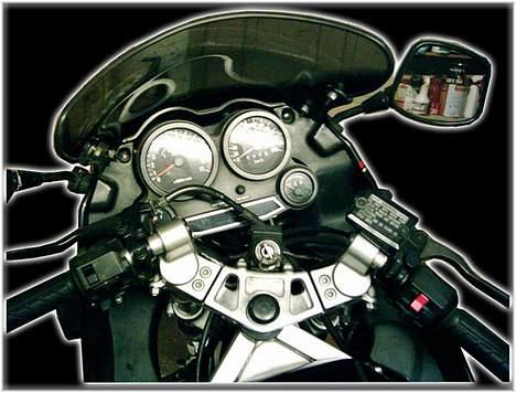 Kawasaki GPZ 600 R  billede 3