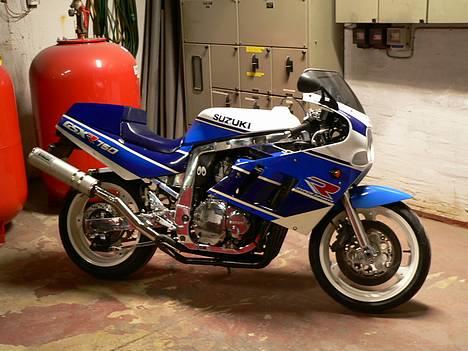 Suzuki GSX-R 750 billede 2