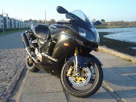 Kawasaki ZX12R billede 12