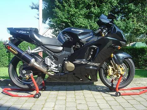 Kawasaki ZX12R - ZX 12 R på bikelift billede 18