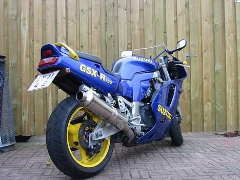 Suzuki gsx-r 750 - Billeder da jeg fik nummerplade på! billede 4