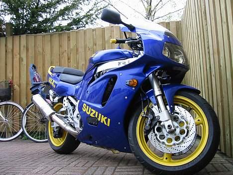 Suzuki gsx-r 750 billede 5