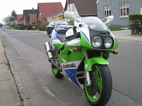 Kawasaki ZXR 750 billede 3